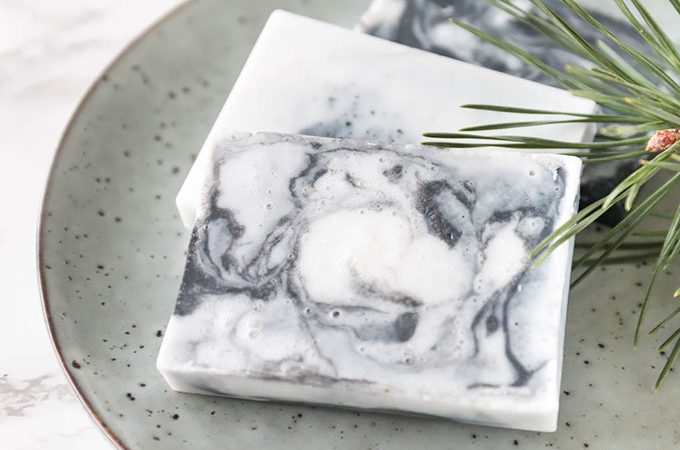 DIY Marmor Seife selber machen | ein tolles DIY Geschenk