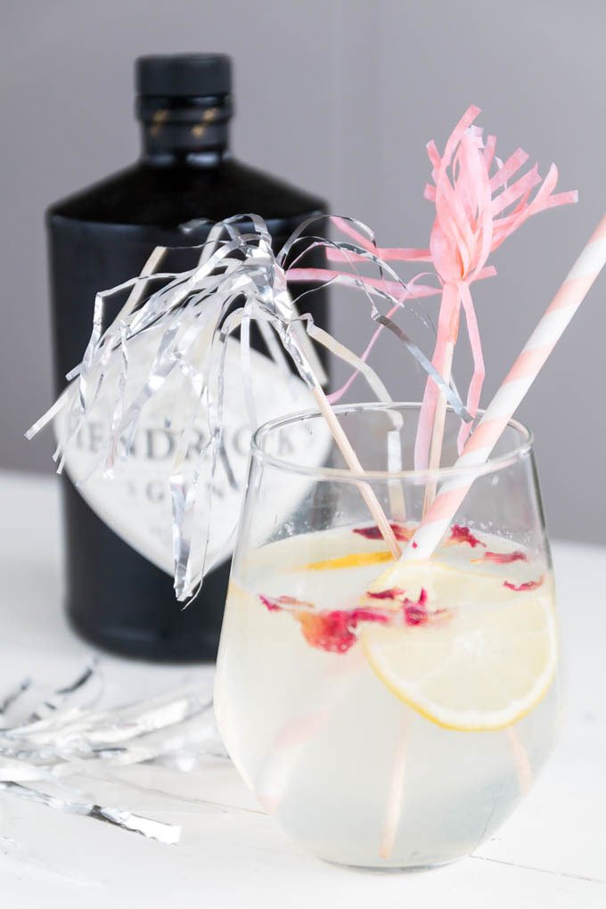 DIY Cocktail Toppers und Rosen-Zitronen Gin  | ars textura - DIY Blog