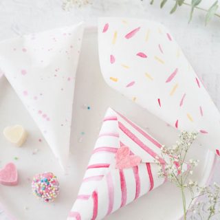 Bonbontüten basteln und Pralinen zum Muttertag selber machen | ars textura - DIY Blog