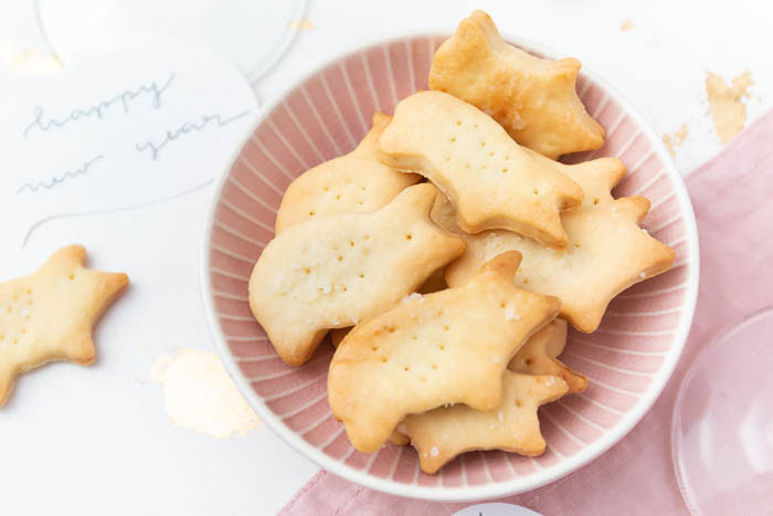 Schweinchen Cracker selber machen - der perfekte Snack für Silvester